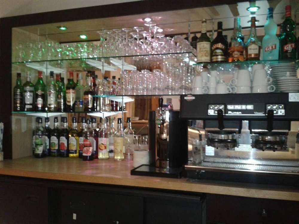 Enzo Hotels Chartres Mainvilliers By Kyriad Direct Esterno foto